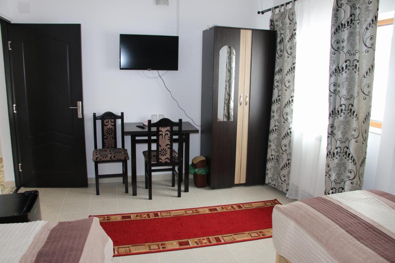 Casa Marguta Ξενοδοχείο Ιάσιο Εξωτερικό φωτογραφία